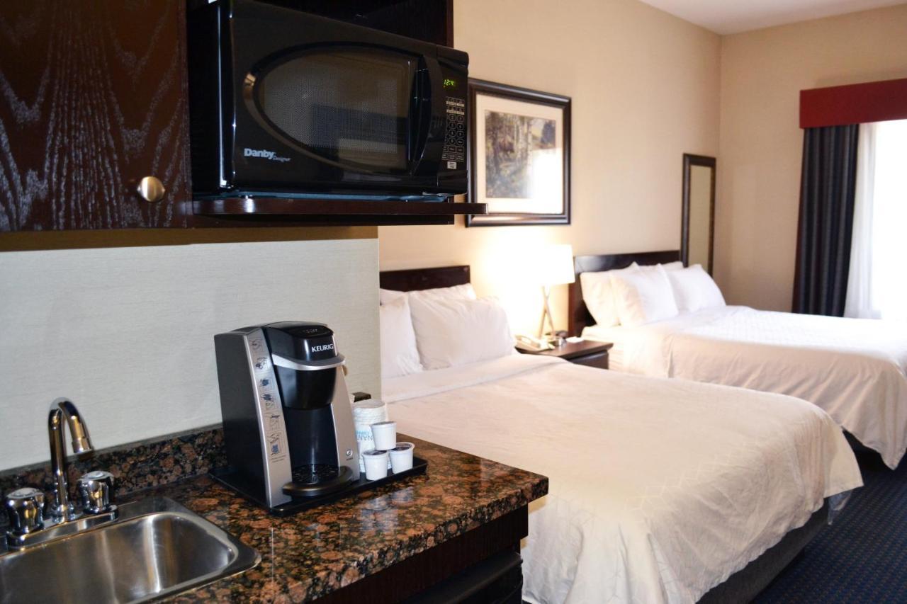 Holiday Inn Express Hotel & Suites Edson By Ihg Exterior photo